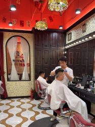 -东方先生国潮男士理发馆