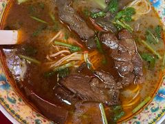 -金杨拉面王小吃面馆·牛三宝面·红烧牛肉粉
