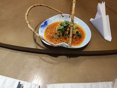 -沁香庭中餐厅·川粤菜(重庆高新假日酒店)