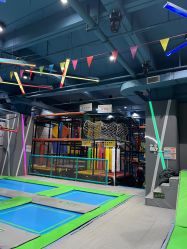 -反弹蹦床公园·亲子乐园·团建·派对(尚品奥莱店)