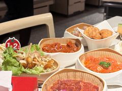 -海底捞火锅(新松江路生日主题店)
