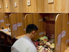 -独食火锅·半米屋台(直营总店)