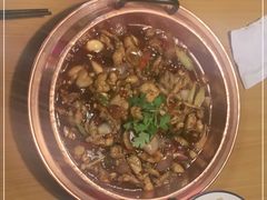 -虾弄弄海派小龙虾·牛羊蝎子火锅