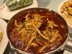 -六泰居·尔滨地标·东北菜(泰山路店)