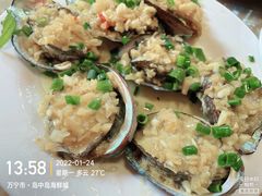-岛中岛·海鲜大排档·万宁老字号(东澳店)