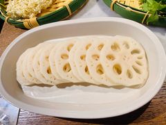 -尚尚仙·酸汤猪手·猪肚鸡火锅(华联万柳购物中心店)