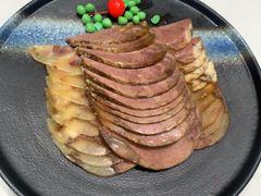 -民族手抓羊肉馆·滩羊手抓·烤全羊