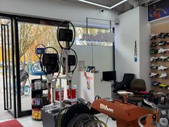 -Wilson威尔胜(漕溪北路店)