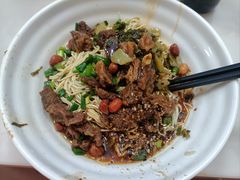 -阿阳牛腩腌面店