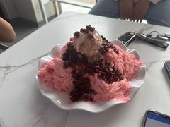 草莓牛奶红豆冰-MOMO冰品·生巧汤圆(红桥店)