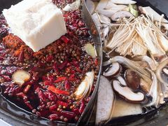 -瓜西西重庆火锅(花溪店)