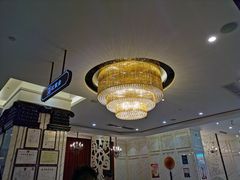 -皇马纯KTV·量贩·聚会(民治店)