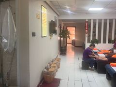 -老苗医养生堂(（1店）解放东路店)