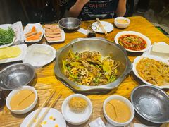 主打的干锅鸭头-安诚居干锅鸭头(八角店)