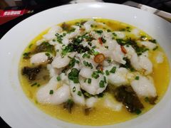 -皇城根·烤鸭·鱼头·家常菜(欧亚大观乐活城店)