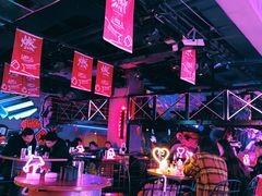 -UP嘻哈酒吧(粉巢店)
