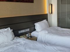 -上海松江假日酒店