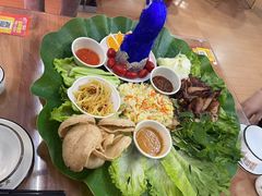 -沐毫傣泐云南菜孔雀宴•手抓饭傣味烧烤(曼听公园店)
