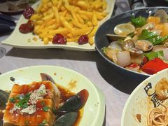 -巴厘龙虾·榜首油焖大虾(音乐学院·沿江酒馆店)