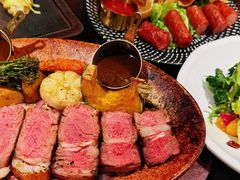 -BOURBON 玻本美式餐厅酒吧(虹桥新天地店)