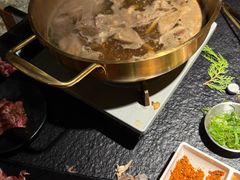 -嘿嘟嘟·肋条烧肉放题(爱融荟城店)