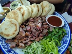 扒猪脸火勺-北京龙庆四季香农家饭庄·灶台鱼·碳烤虹鳟鱼(龙庆峡店)