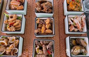 Nine-grid Seafood