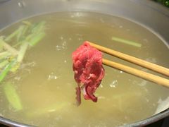 牛骨清汤-牛鲜胜·潮汕牛肉自助火锅(番禺市桥店)