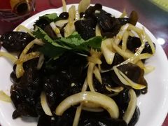 -绿岛酒楼(小海地店)