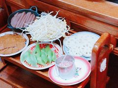 -沸炉重庆老火锅(军事博物馆店)