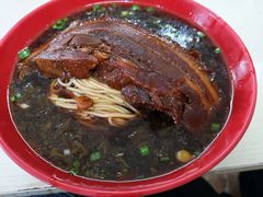 -小龙大肉面馆