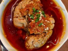 剁椒冒脑花-串门邻居串串火锅(云南南路店)