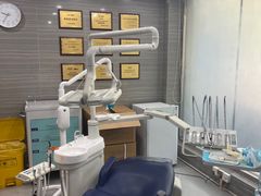 -上海仁爱医院口腔科 · 种植
