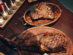 -恰餐厅及酒吧 CHAR Bar & Grill (北京丽都皇冠假日店)