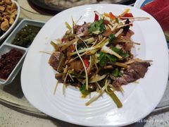 巧手拌羊脸-九府羊鲜羊火锅·烧烤(海那城店)