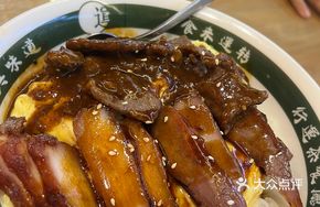 Black Pepper Beef and Char Siu Rice