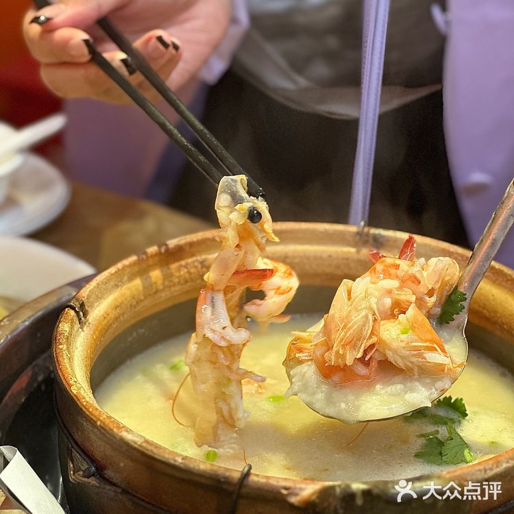 在南山美食中 这家潮汕砂锅粥一定要来吃