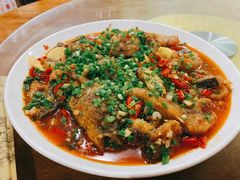 瓦块鱼-明焱黑豆花中餐馆(箱箱街店)