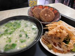 秘制烧饼-万红路羊汤烧饼店(将台路店)