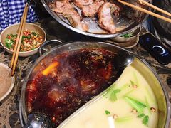 -肖肖酸萝卜鱼火锅(总店)