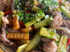 -廖哥泡椒兔(峨眉店)