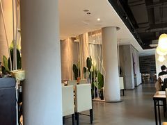 -莲餐厅·湖北菜·潜江小龙虾店(愚园路店)