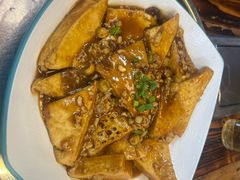 鸡皮果豆腐-老崇左特色风味食馆