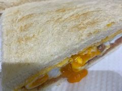 招牌咸芝士牛肉吐司-华嫂冰室(尖沙咀店)