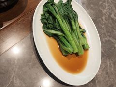 -莱莱小笼·乔艾