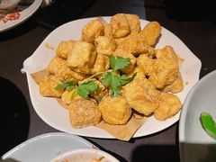 -大头虾越式风味餐厅(光明广场店)