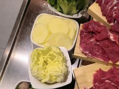 -宴全牛粤来越牛潮汕鲜牛肉火锅(海州万达广场店)