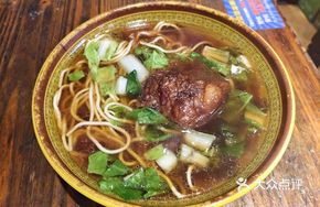 Dongpo Pork Noodles