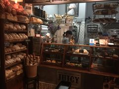 -Juicy Bakery(大学路店)