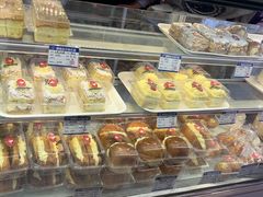 -白玉兰食品甜凤店(合生汇店)